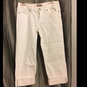 Banana Republic, cuffed white capris, size 6